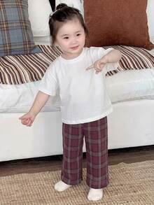 Dazy Kids 2件組女嬰休閒圓領T恤與格紋長褲家居服套裝 秋季 - 白色 - 查看 5