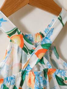 SHEIN Playful Pals 女婴碎花吊带连衣裙。春、秋、夏新款现已上市。舒适、时尚、可爱、甜美、优雅、休闲，适合外出和度假穿着。是日常穿着的必备单品。 - 綠色 - 查看 6