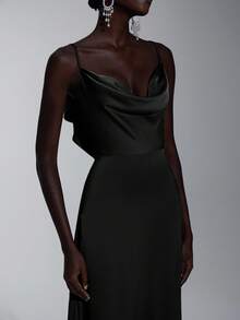 Elitara 优雅露背荷叶边伴娘礼服 - 黑色 - 查看 6