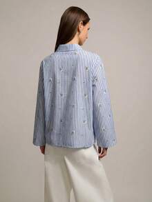 Nöista Loose Blouse With Chinese Style Buttons On Front Opening, Buttons In Contrast Red And Fabric In Red Stripes With Flower Print. Spring, Summer Outfit For Women, Spring Look, Casual Outfit. - Blue - View 2