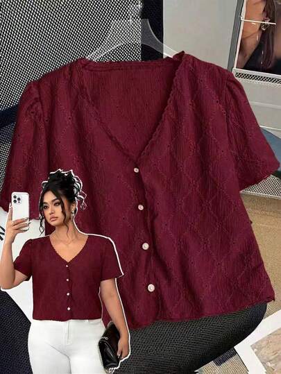 GlowEve CURVE Áo cánh tay ngắn cổ chữ V thêu đơn giản cỡ lớn dành cho nữ, thích hợp khi đi làm