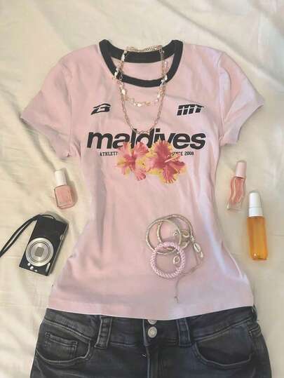 Glimmora Plus Size Women Letter Print Fitted Crew Neck T-Shirt