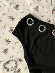 Attitoon 休闲简约街头风钥匙孔装饰女士不对称褶皱短款吊带背心，适合春夏穿着 - 彩色 - 查看 4