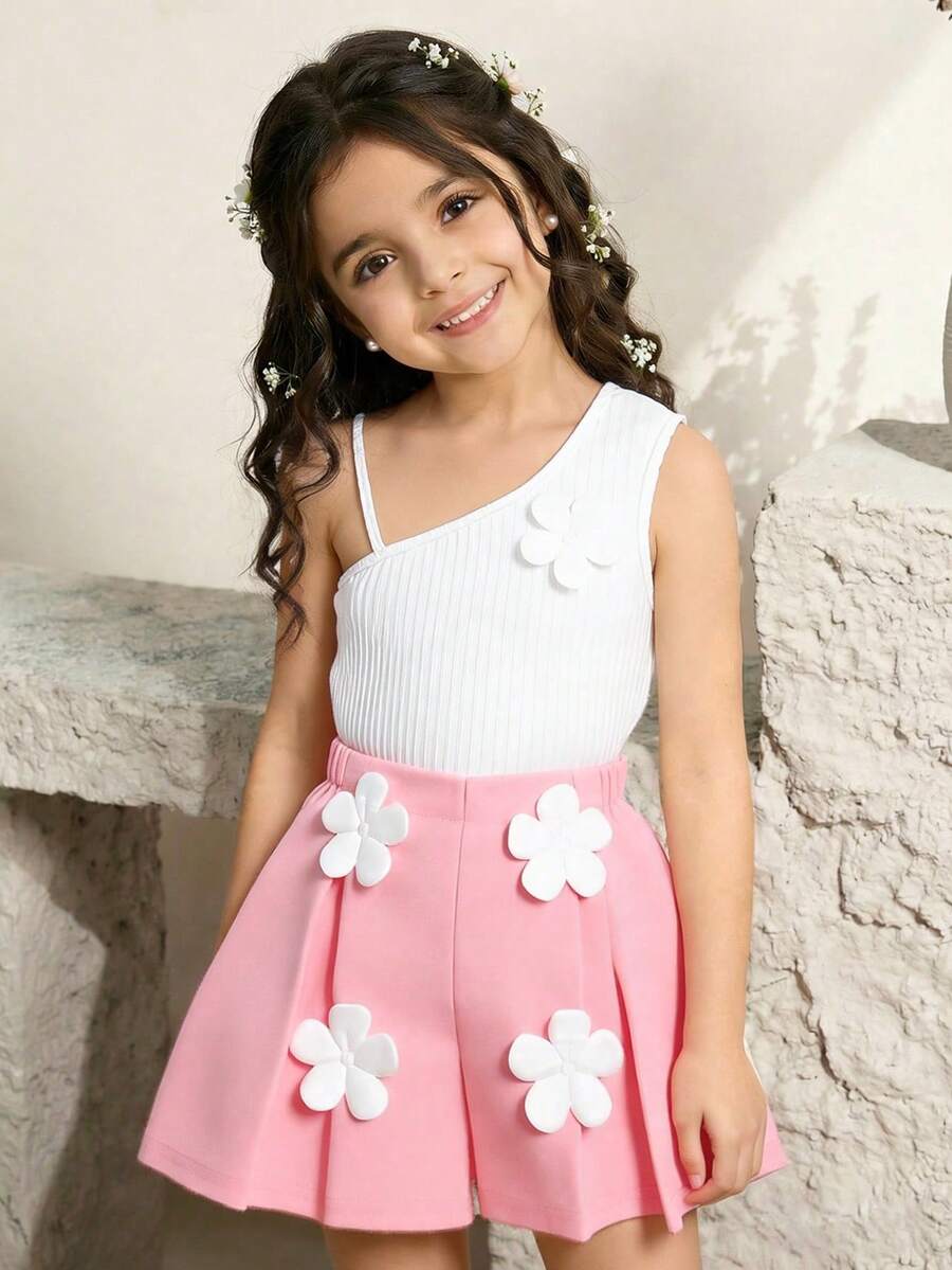 SHEIN Elladie kids 两件套女童夏季套装,无袖吊带背心+黄色短裤,吊带背心采用细肩带设计,饰有黄色小花;提花面料黄色短裤饰有珍珠和蓝色抽绳,甜美可爱,适合女孩日常穿着和居家穿着。 - 粉色 - 查看 1