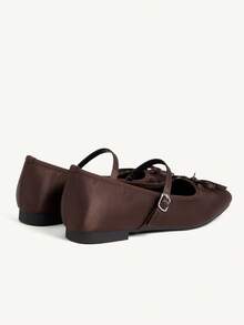 CUCCOO CHICEST Giày nữ thời trang, giày bệt nữ thoải mái, giày casual đa năng, giày đi nghỉ mát, giày hẹn hò, giày thanh lịch, thiết kế nơ, giày phong cách sinh viên, giày đi làm hàng ngày, giày hẹn hò ngoài phố, giày nữ phong cách ngọt ngào và cá tính. - Cà phê nâu - Xem 5