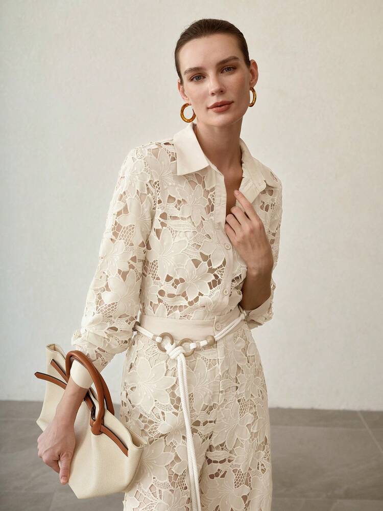 WOMEN'S HOLLOW LACE ELEGANT YOUTHFUL LONG SLEEVE BLOUSE