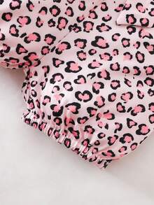SHEIN Playful Pals Baby Girl Slogan Print Short Sleeve Romper With Leopard Shorts And Headband Set - Pink - View 7