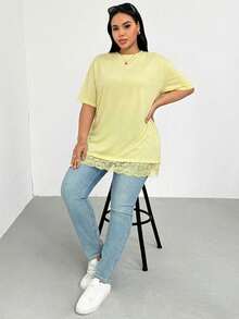 SHEIN Essnce 大码女装春夏时尚休闲宽松舒适日常百搭显瘦黑色蕾丝边短袖长款T恤，外出上衣，夏季穿搭，简约风格 - 黃色 - 查看 3