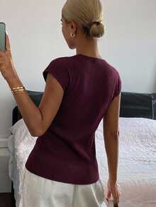 Áo khoác cardigan nữ màu trơn dáng ôm cổ chữ V, chất liệu co giãn mỏng, thích hợp mặc mùa hè. - Màu Đỏ Sâu - Xem 2