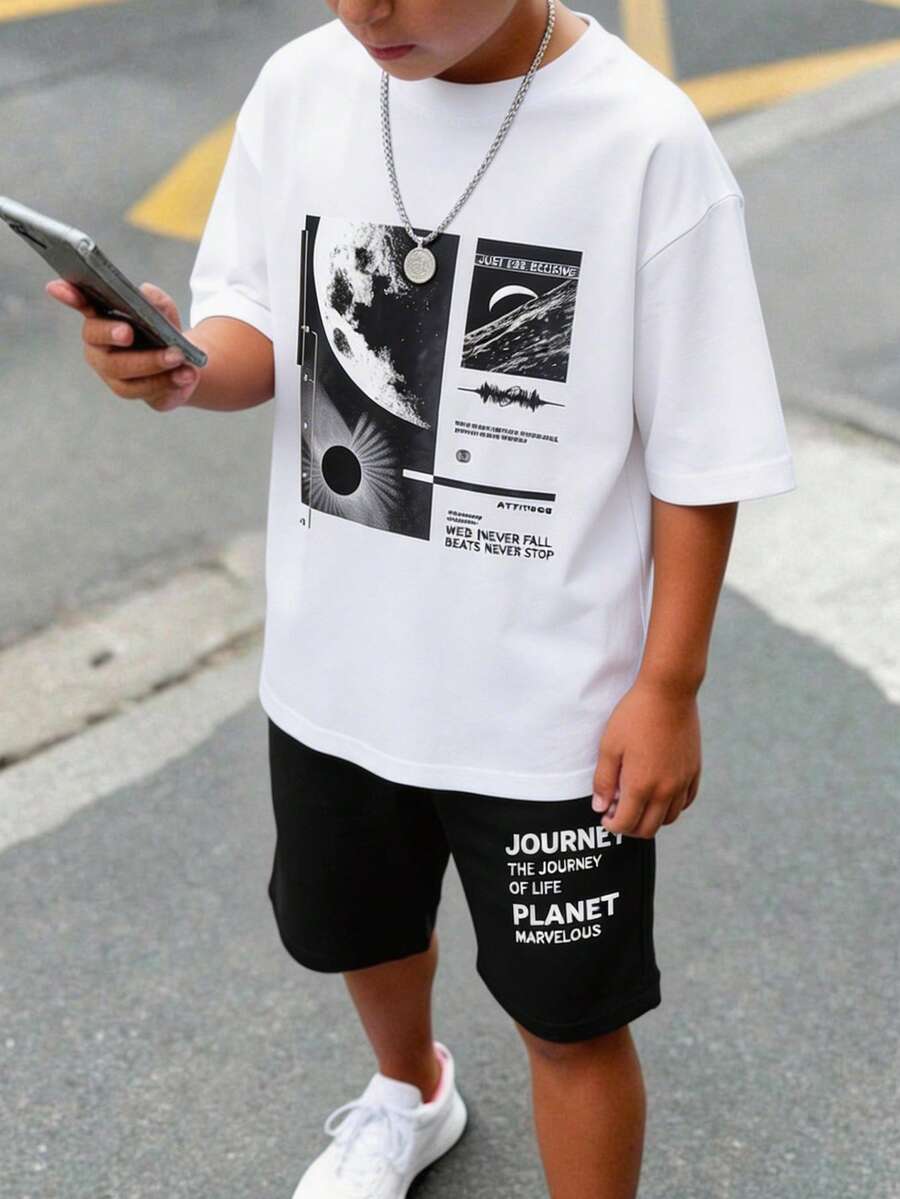 SHEIN 青少年男孩白色夏季街頭生活休閒圖案街頭時尚Y2K太空人運動風拼色短袖上衣與長褲兩件套
