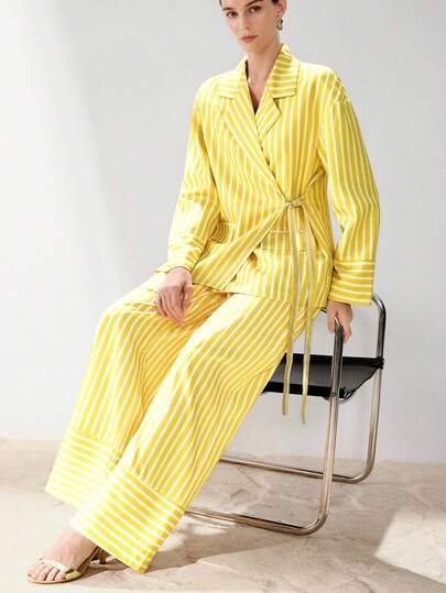 Aveloria Modichic Women's Striped Tie-Up Loose Patchwork Long Sleeve Blazer And Straight Leg Loose Pants Suit Set, Yellow White Striped, Blazer Suit, Drop Shoulder, Long Sleeve, Lapel, Blazer, Tie-Up, Loose, Wide Leg Pants, Horizontal Stripes, Smooth Fabric, Comfortable, Commute, Business, Party, Exhibition, Street Style, Bright, Capable, Elegant Suit Set