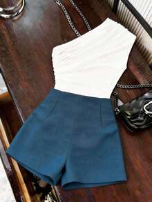 Franclia 女士夏季通勤百搭套装，白色褶皱上衣+灰色侧开衩短裙，白灰配色，春夏休闲裤装，时尚裤裙两用，高腰设计优化身材比例，略微阔腿显瘦，适合通勤、日常、夏季、派对、海滩、约会、毕业典礼、商务办公、都市教师工作服等场合，休闲裤套装 - 彩色 - 查看 2