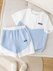 SHEIN Set 2pcs/Setelan Anak Laki-Laki Kasual Lucu Bergambar Longgar Atasan Rajut Leher Bulat dan Celana Pendek Rajut, Cocok untuk Dipakai di Musim Semi/Panas - Blue and White - View 3