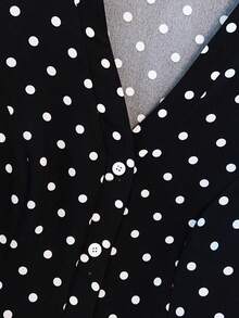 GlowEve CURVE 大码V领休闲连衣裙，优雅百搭，显瘦，适合日常穿着、度假、婚礼、派对等场合。 - 卡其色 - 查看 5