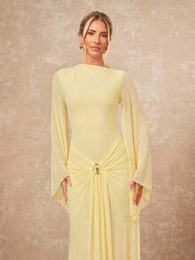 不对称船领花瓣袖收腰优雅长袖装饰搭扣系带连衣裙 - 淡黃色 - 查看 5