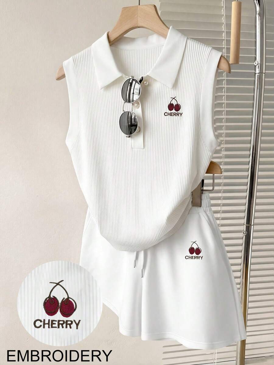 Resyla Bộ đồ nữ gồm áo tank top cổ polo in chữ và họa tiết quả anh đào, gồm áo và quần short, kiểu dáng thường ngày. - trắng - Xem 1