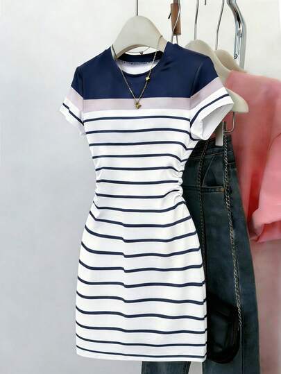 SHEIN LUNE Đầm ngắn tay xếp ly eo dáng ôm dành cho nữ, thích hợp mặc đi học, đi làm, màu xanh trắng, hàng mới về mùa hè, đầm casual cho kỳ nghỉ hè, hẹn hò, đi chơi hàng ngày, đầm đơn giản lãng mạn cho kỳ nghỉ biển.