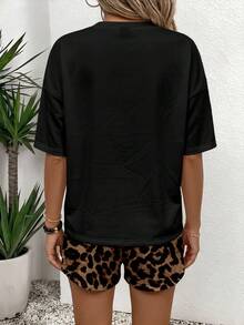 SHEIN LUNE Bộ đồ nữ gồm áo cổ tròn tay trễ và quần short buộc eo, kiểu dáng thường ngày, thích hợp cho mùa hè. - Nhiều màu - Xem 2