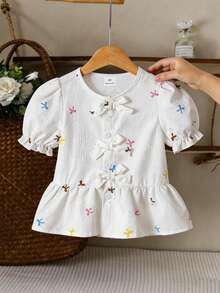 SHEIN 女童可爱蝴蝶印花短袖上衣，简约时尚，适合休闲、度假、日常、外出、聚会、上学等各种场合，也适合假日、夏季和旅行穿着。 - 白色 - 查看 4