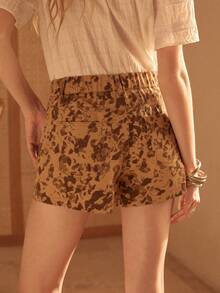 MOTF STUDIO WOMEN'S SUMMER DENIM LEOPARD PRINT SHORTS - Khaki - View 2