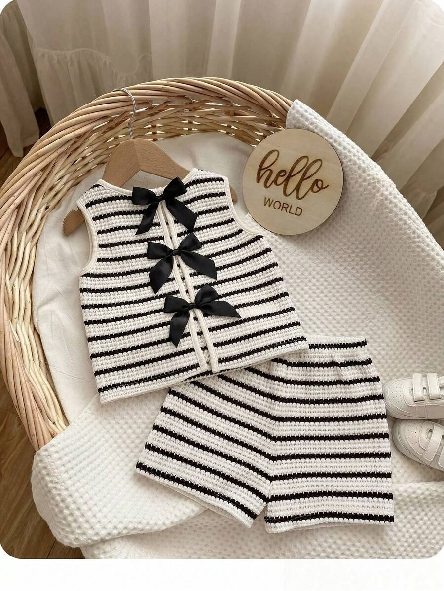 Bộ đồ mùa hè dễ thương cho bé gái, kiểu dáng thường ngày, kẻ sọc, áo hai dây và quần short thắt nơ. - Đen và trắng - Xem 1
