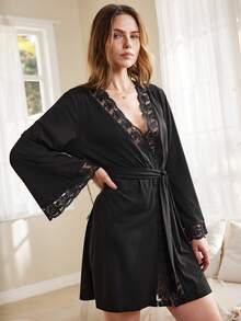 Reife, elegante, charmante Damen Robe mit bestickter Mesh-Spitzenborte, einfarbig, mit sexy rückenfreiem Design - Schwarz - Übersicht 4