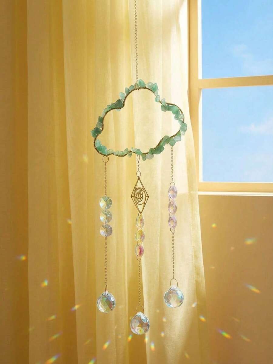 Joivida 1 colector de lumină solară din cristal în formă de nor, cu 4 stiluri de cristal din care puteți alege (agat verde/cuarț roz/cristal auriu/cristal violet), este foarte potrivit pentru ferestre, dormitoare, camere de zi, terase și decorarea casei. Este un cadou excelent de sărbători pentru prieteni și familie și, de asemenea, un cadou ideal pentru bărbații și femeile care adoptă stilul boem. Este o alegere ideală pentru crearea unei decorațiuni spirituale pentru casă.