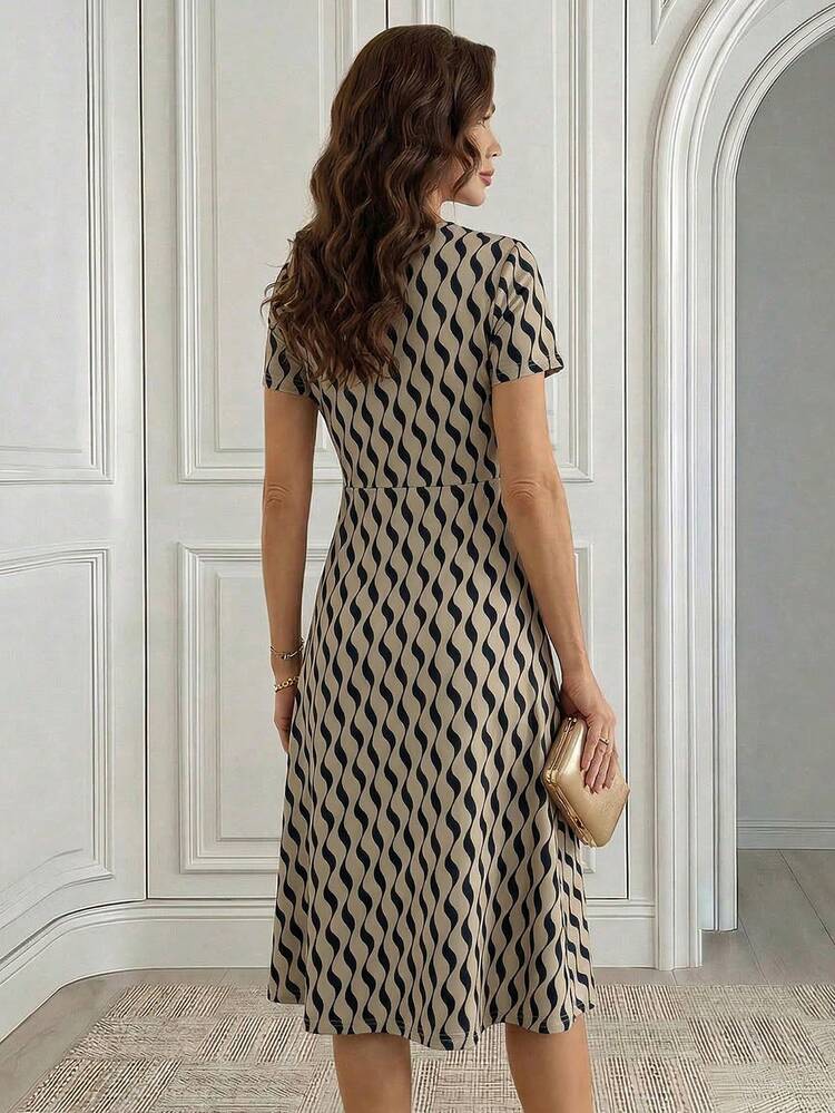 Wave Print Round Neck Short Sleeve Elegant Dress,Summer Dresses For Women Zigzag Dress Elegant Dress For Women New Arrival Casual Dresses For Women Summer Short Sleeve Dress,Summer Dress, Elegant Dresses For Ladies,Work Wear Women,Floral Dress