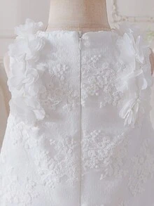 SHEIN Glamorique Kids 女婴公主裙，花童礼服，白色刺绣网纱裙，A字裙摆，3D立体花朵装饰，生日派对，婚礼节日正式礼服，欧美风，中东风，可爱优雅的正式礼服 - 白色 - 查看 7
