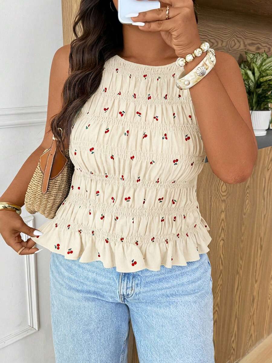 SHEIN Frenchy Kamisol Modis Berenda Motif Ceri untuk Liburan Wanita Ukuran Plus - Aprikot - View 1