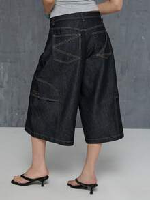 COUREZ Low Rise Oversized Skate Jorts With Seaming Detail In Rinse Black Denim /Y2K Summer Clothes For Women Summer Outfits For Women Festival Outfits Concert Outfits Summer Bottoms - Black - View 4
