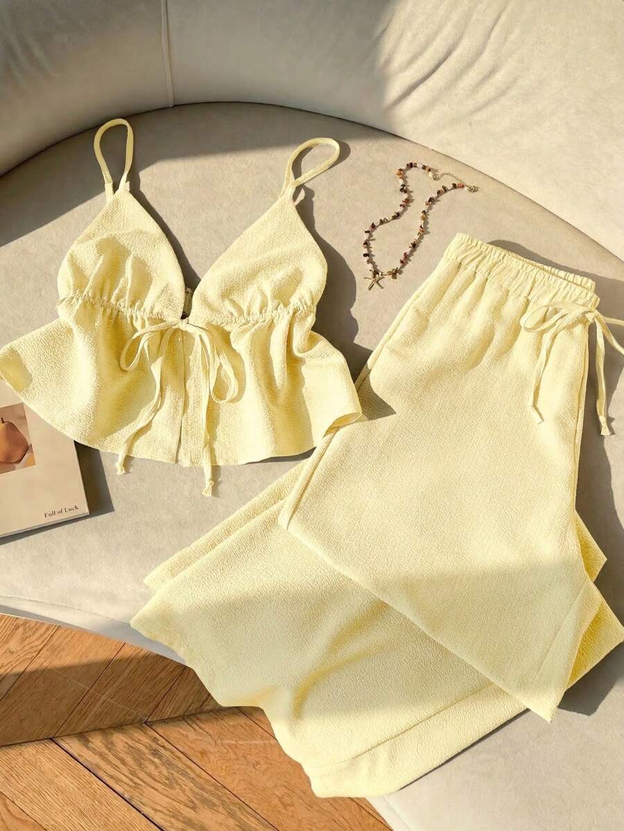 SHEIN EZwear 两件套梭织休闲女式系带吊带背心和裤子套装 - 鵝黃色 - 查看 1