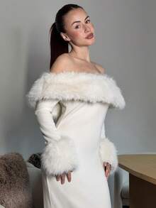 Abrilcols Apricot Off Shoulder Fuzzy Bodycon Long Sleeve Sweater Dress, Thermal Lined Thick Autumn/Winter Dress, Apricot Sexy Off Shoulder Maxi Dress, Date Night Dress, Birthday Dress, Nightclub Party Dress, Suitable For Halloween, Christmas, Date Party, Elegant Printed Dress,Valentine's Day,Valentine Outfits For Women - Beige - View 6