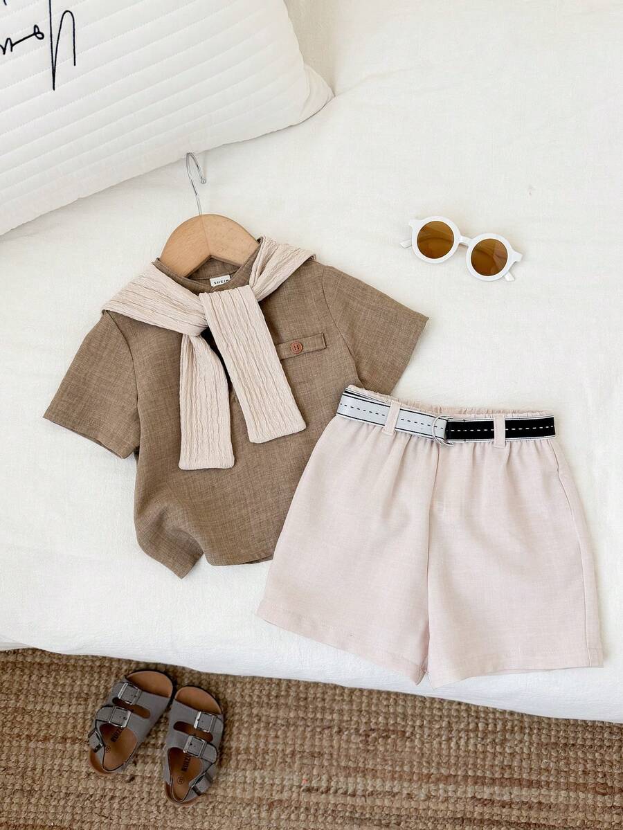 SHEIN 3pcs/Set Young Boys Spring/Summer Casual Preppy Style Short Sleeve Shirt, Polo Shirt And Shorts And Shawl Set, Multi-Piece Outfit With Belt, Suitable For Indoor, Outdoor, Daily, Sports, Play, Party, Photography, Vacation, Holiday, Wedding, Full Moon, Baptism And First Birthday Celebration, Baby Shower - Khaki - View 1