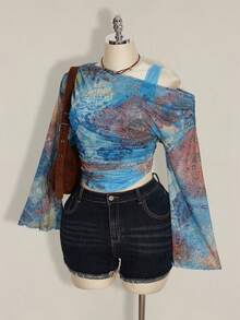 SHEIN ICON Blusa de 2 en 1 para mujer talla grande con mangas acampanadas y hombros descubiertos con estampado de teñido anudado - Multicolor - Ver 4
