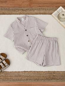 SHEIN 2 pièces/Set Chemise à manches courtes à carreaux verts et short pour garçons tout-petits, tenues décontractées pour vacances printemps/été, ensemble pour jeunes garçons - Kaki - Voir 3