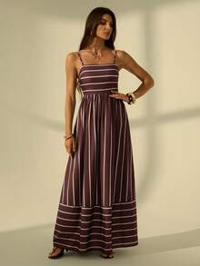 SHEIN Tall Đầm hai dây kẻ sọc dáng suông thoải mái cho nữ, đầm maxi chữ A cạp cao kẻ sọc phối màu, đầm slip màu nâu, đầm maxi kẻ sọc, đầm kẻ sọc màu nâu hồng, đầm maxi cổ vuông dáng suông kiểu Pháp cổ điển ôm dáng cho nữ, đầm nghỉ hè thanh lịch, đầm thanh lịch cho nữ, đầm đi nghỉ mát, trang phục nghỉ hè. - màu nâu - Xem 5