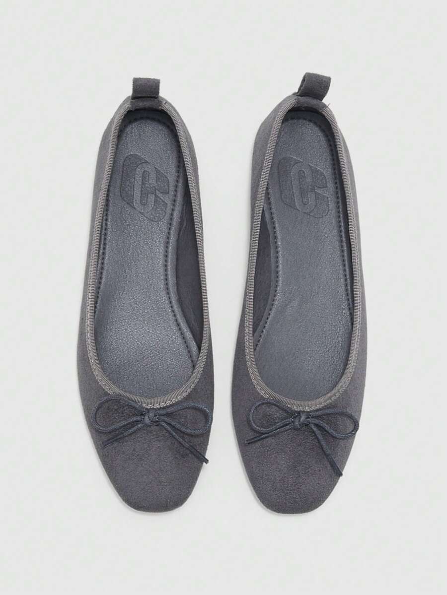 CUCCOO BIZCHIC Zapatos de mujer para primavera y otoño con decoración de lazo, punta redonda, suela plana, bailarinas de ante dulces para uso diario y citas - Gris - Ver 1