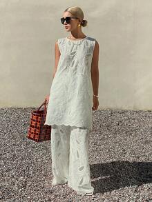 DAZY Bộ đồ hai mảnh thanh lịch dành cho nữ, gồm áo tank top dài và quần ống rộng, chất liệu vải ren khoét rỗng, thích hợp cho kỳ nghỉ hè. - Màu be - Xem 3