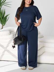 Solflare Plus Size Women 2pcs Set - Round Neck Short Sleeve Top And Wide Leg Pants, Casual Daily Wear - Navy Blue - View 3