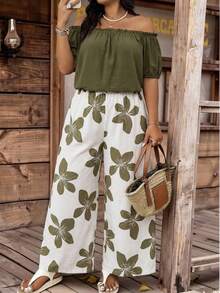 SHEIN CURVE+ Bộ đồ 2 món dành cho nữ cỡ lớn đi nghỉ mát: áo tay ngắn màu trơn và quần ống rộng in hoa. - Nhiều màu - Xem 7