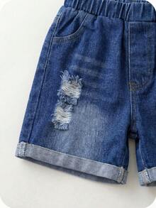 SHEIN 2 piezas Conjunto de camiseta de manga corta con estampado de letras inglesas y pantalones cortos de mezclilla azul claro para niño pequeño de verano - Multicolor - Ver 7