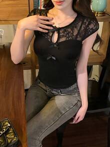 DAZY Damen T-Shirt mit dunkler Spitze, Jacquard-Patchwork und Cut-Out-Muster, Kurzarm - Schwarz - Übersicht 7