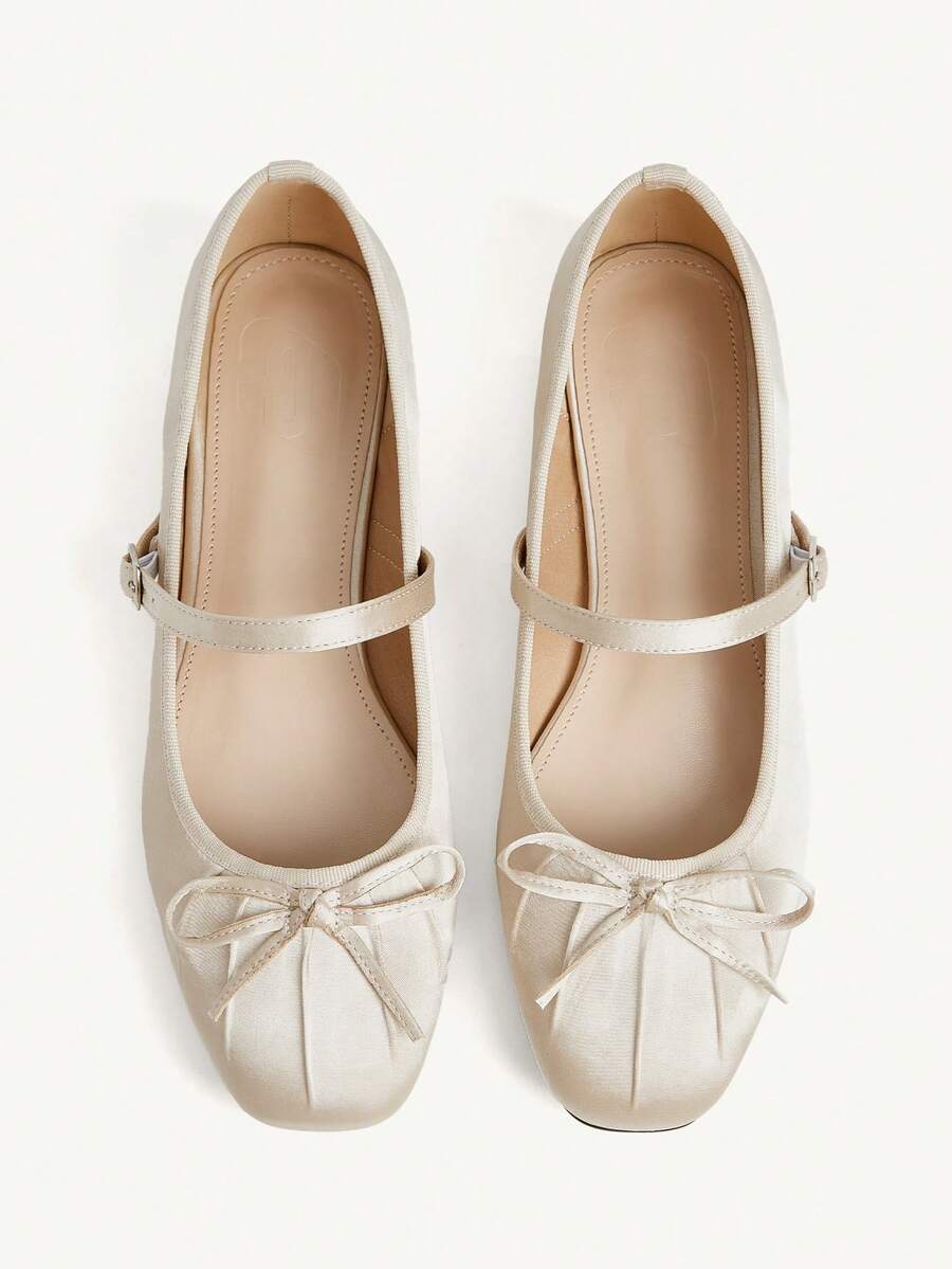 CUCCOO CHICEST Giày nữ thời trang, giày bệt nữ thoải mái, giày casual đa năng, giày đi nghỉ mát, giày hẹn hò, giày thanh lịch, thiết kế nơ, giày phong cách sinh viên, giày đi làm hàng ngày, giày hẹn hò ngoài phố, giày nữ phong cách ngọt ngào và cá tính. - Màu be - Xem 1