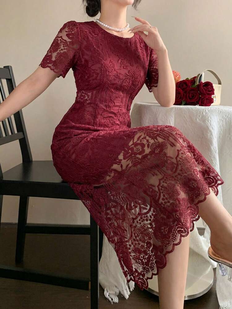 Elegant Lace Round Neck Petal Sleeve Midi Dress For Women, Summer