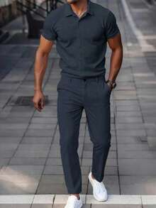 Manfinity Homme Bộ quần áo sơ mi tay ngắn trơn màu thường ngày cho nam - Màu xanh hải quân - Xem 1