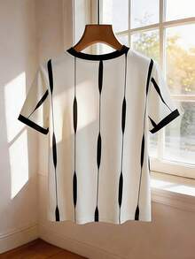 GlowEve Women's Casual Color Block Round Neck Short Sleeve T-Shirt, Summer - Black and White - View 2