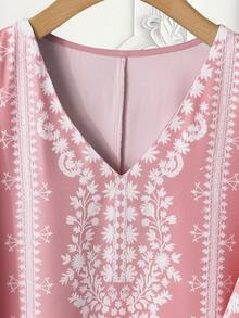 GlowEve Bộ 3 món dành cho nữ, gồm váy in họa tiết cổ chữ V, khăn choàng và quần màu trơn, kiểu dáng thường ngày. - Hồng - Xem 5