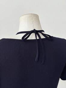 Flirla Camiseta ajustada de unicolor con parches de encaje sexy - Azul Marino - Ver 4