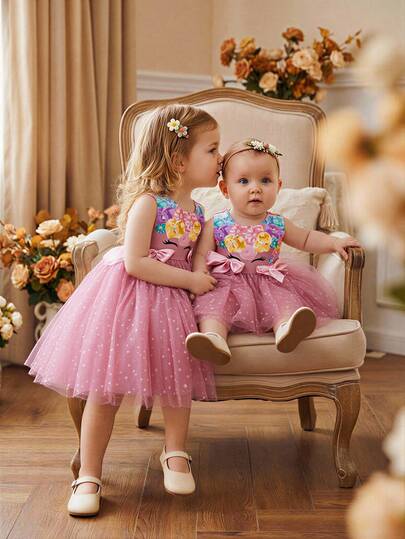 SHEIN Glamorique Kids Đầm dạ hội cho bé gái bằng vải voan họa tiết hoa và kỳ lân loang màu, chấm bi, thích hợp cho các dịp đặc biệt.
